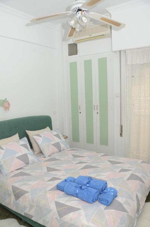 Captain'S Home Loutraki Екстериор снимка