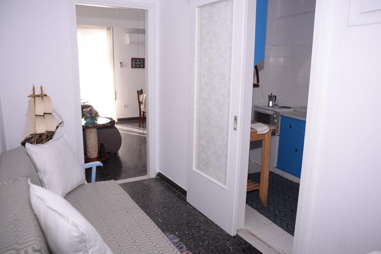 Captain'S Home Loutraki Екстериор снимка