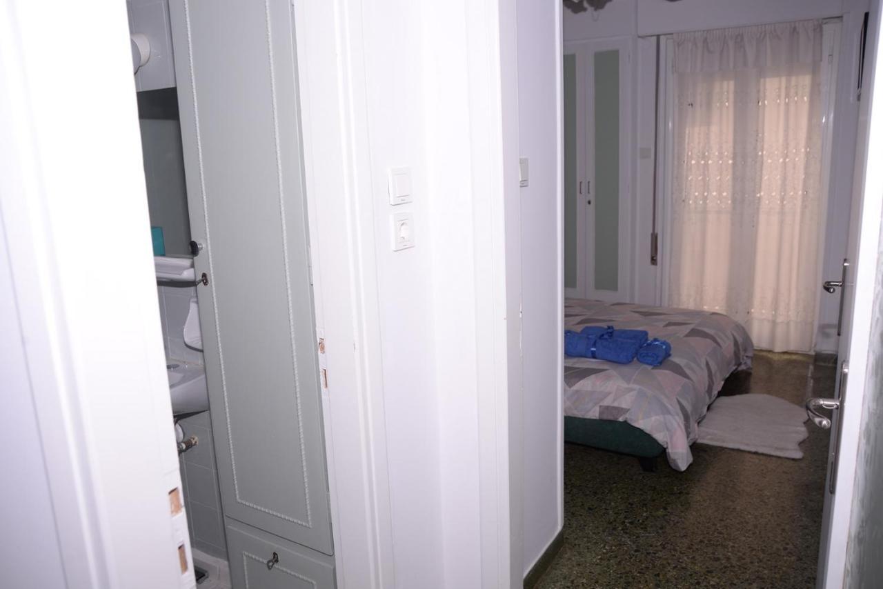 Captain'S Home Loutraki Екстериор снимка