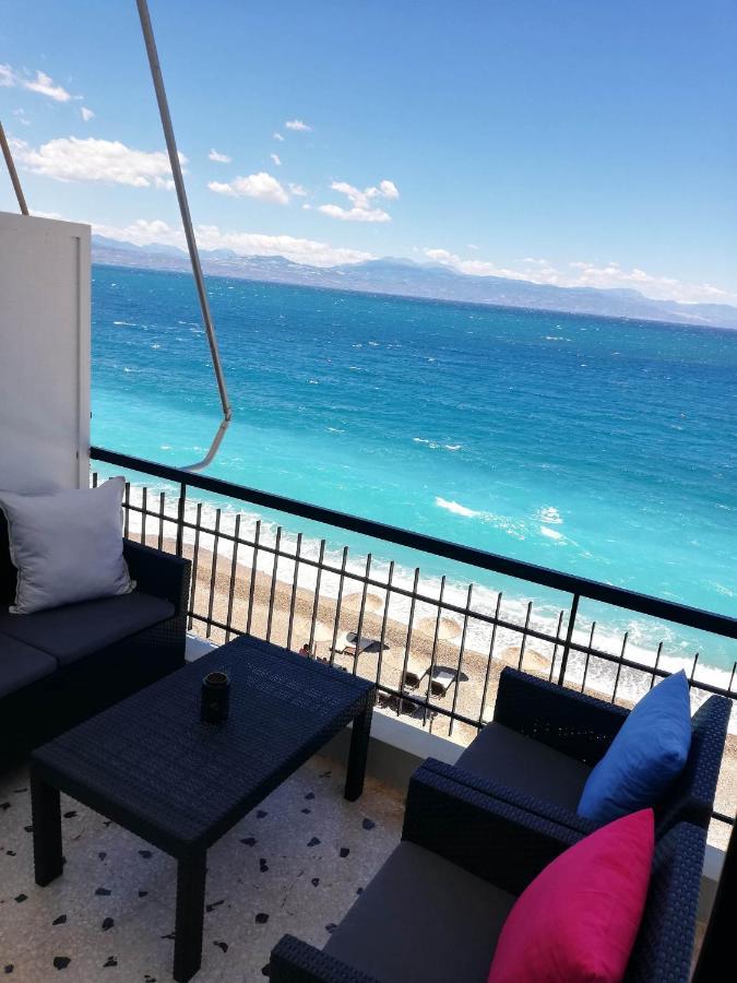 Captain'S Home Loutraki Екстериор снимка