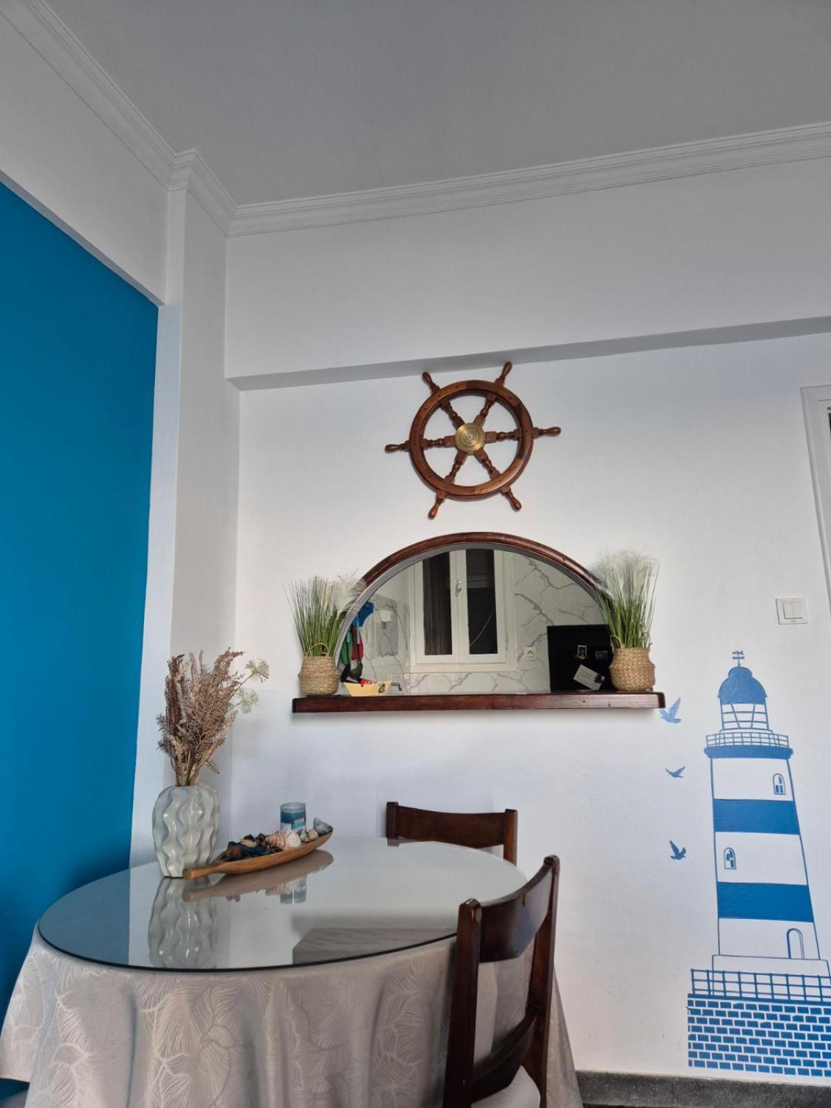 Captain'S Home Loutraki Екстериор снимка